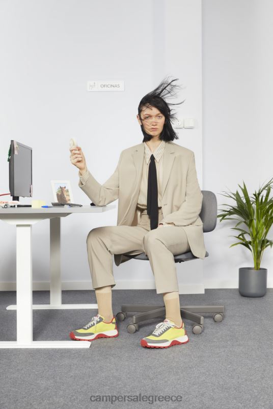 Σχέδιο drift trail vibram πολύχρωμα αθλητικά παπούτσια από ύφασμα και nubuck για γυναίκες Camper V20TF713 πολύχρωμος